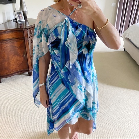 BCBG MAX AZRIA 100% SILK ASYMMETRICAL DRESS SIZE 4 - Picture 1 of 7